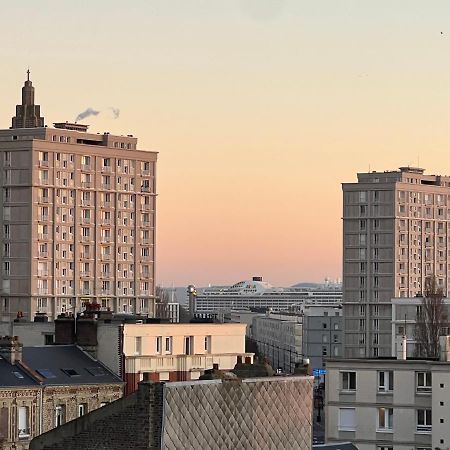 Le Petit Nid Perche Sous Les Toits, Vue Mer لو هافر المظهر الخارجي الصورة